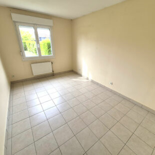 Maison  4 pièce(s) 83 m2