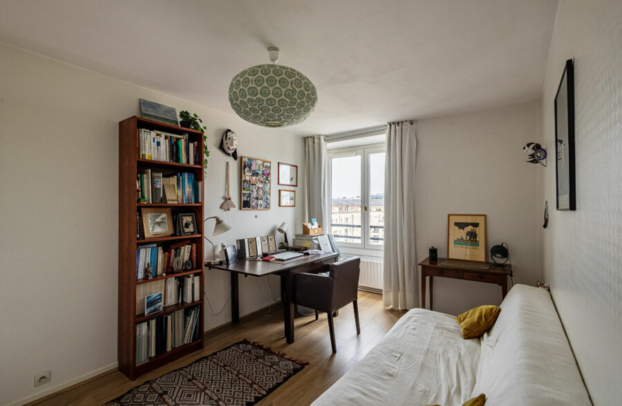 Superbe appartement au dernier étage proximité de la gare et grand place