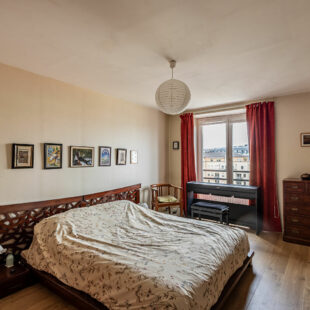 Superbe appartement au dernier étage proximité de la gare et grand place