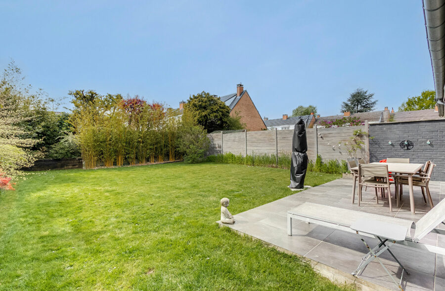 Maison semi individuelle Neuville En Ferrain  avec garage