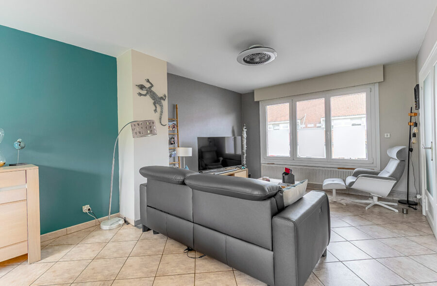 Maison semi individuelle Neuville En Ferrain  avec garage