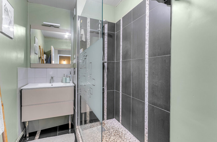 Maison semi individuelle Neuville En Ferrain  avec garage