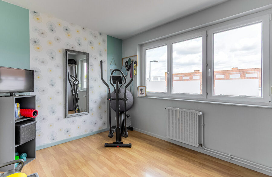 Maison semi individuelle Neuville En Ferrain  avec garage