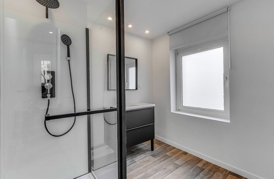 Croix, maison 4 chambres + cour