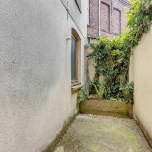 Croix, maison 4 chambres + cour