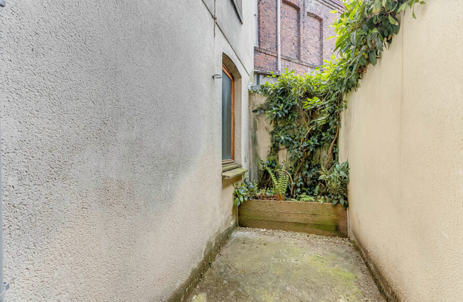 Croix, maison 4 chambres + cour