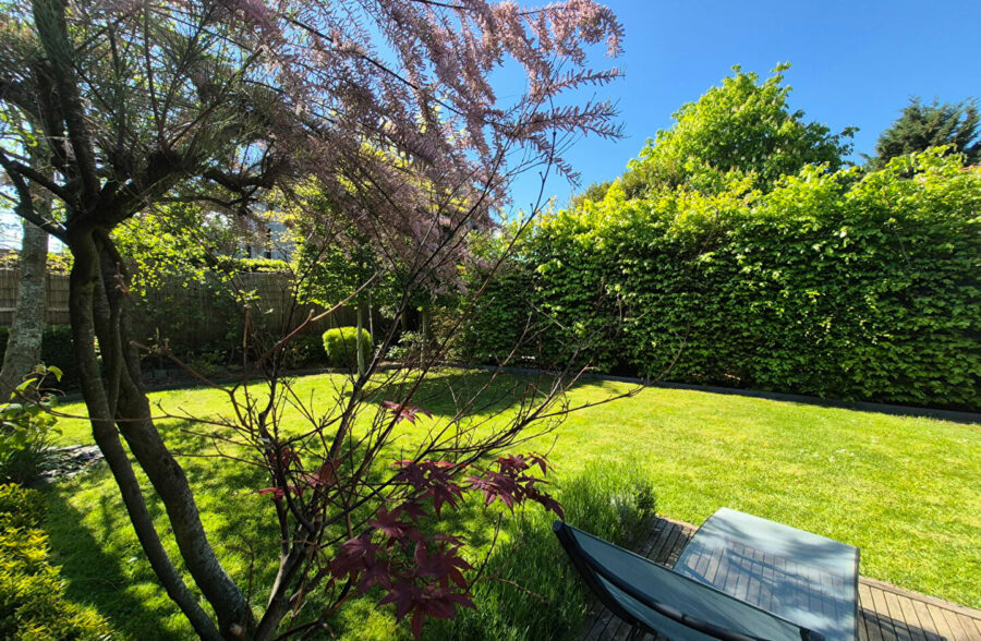 Maison  semi- plain pied avec garage Neuville-en-ferrain