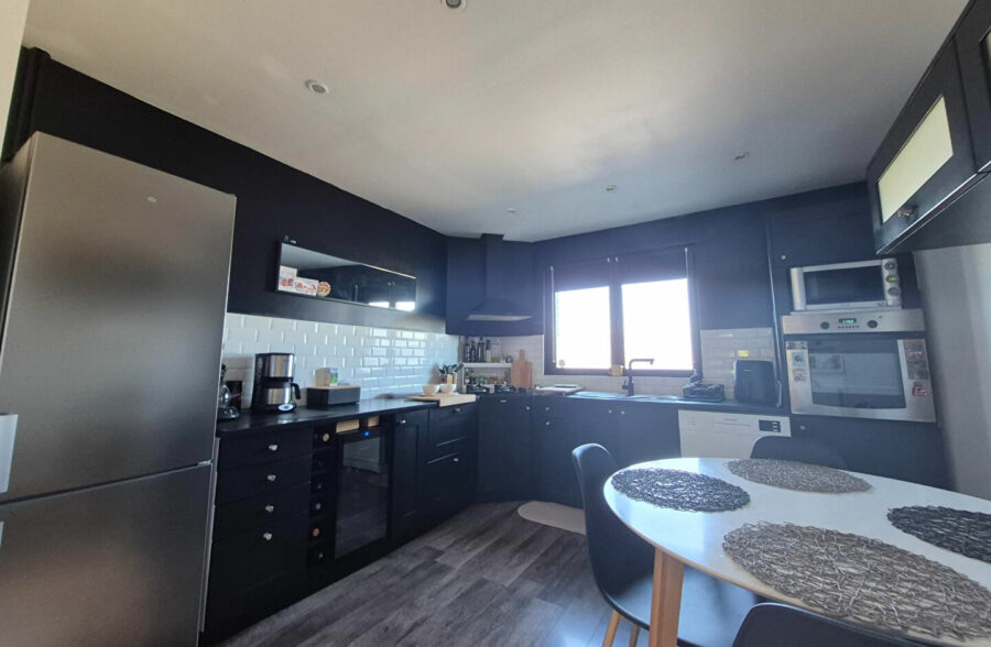 Maison  semi- plain pied avec garage Neuville-en-ferrain