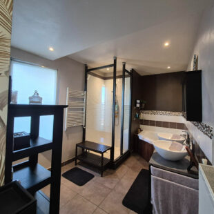 Maison  semi- plain pied avec garage Neuville-en-ferrain