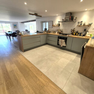 Maison Mons En Pevele 5 pièce(s) 170 m2