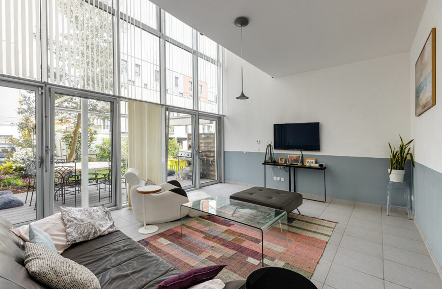 EXCLUSIVITE : LILLE CHU OSCAR LAMBRET : Maison d’architecte de 160 m² – 3 chambres jardin garage