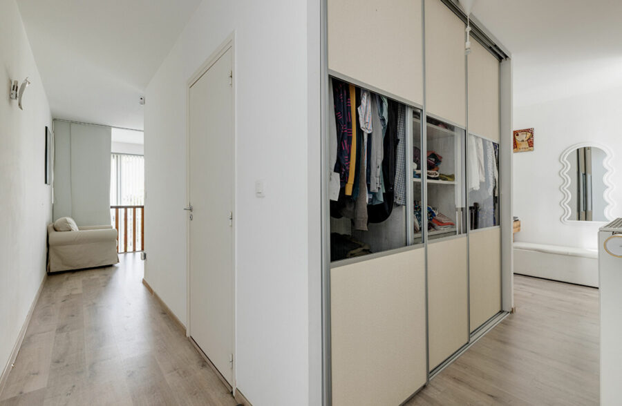EXCLUSIVITE : LILLE CHU OSCAR LAMBRET : Maison d’architecte de 160 m² – 3 chambres jardin garage