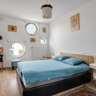 EXCLUSIVITE : LILLE CHU OSCAR LAMBRET : Maison d’architecte de 160 m² – 3 chambres jardin garage