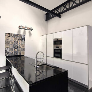 LOFT 118 m² AVEC TERRASSE ET PARKING