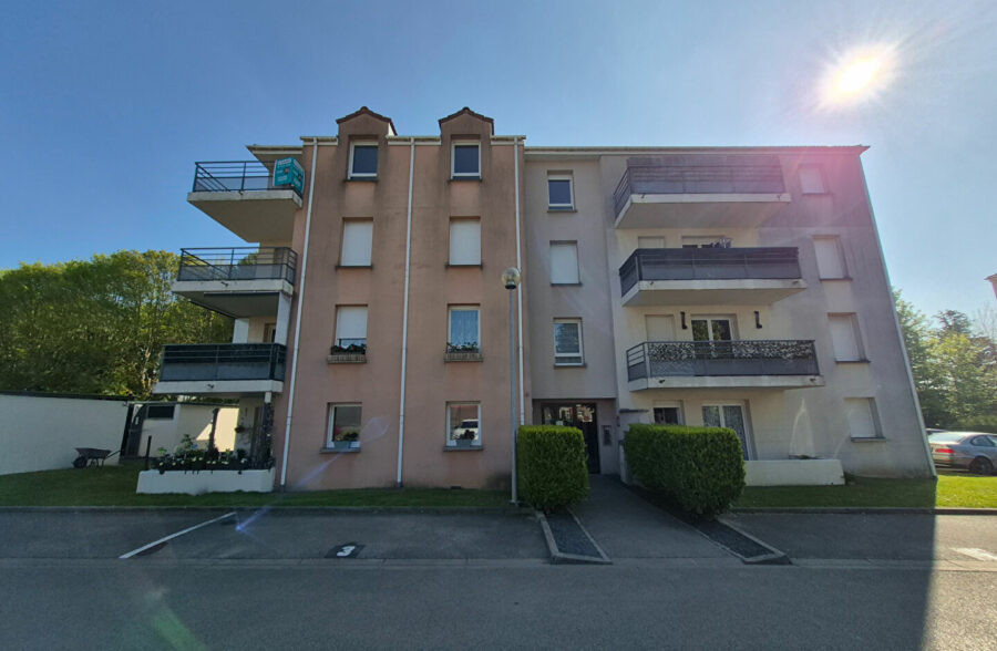Appartement Lens 3 pièce(s) 51.65 m2 + place de parking.