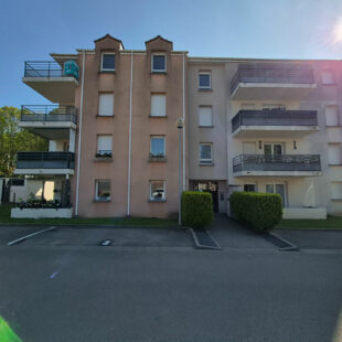 Appartement Lens 3 pièce(s) 51.65 m2 + place de parking.