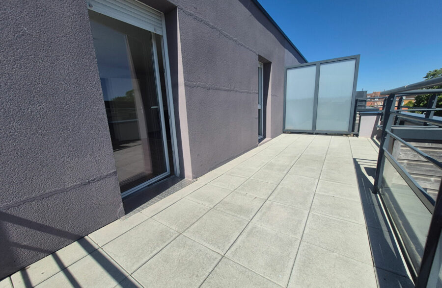 Appartement Haubourdin 2 chambres, double terrasse, parking privatif.