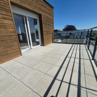 Appartement Haubourdin 2 chambres, double terrasse, parking privatif.