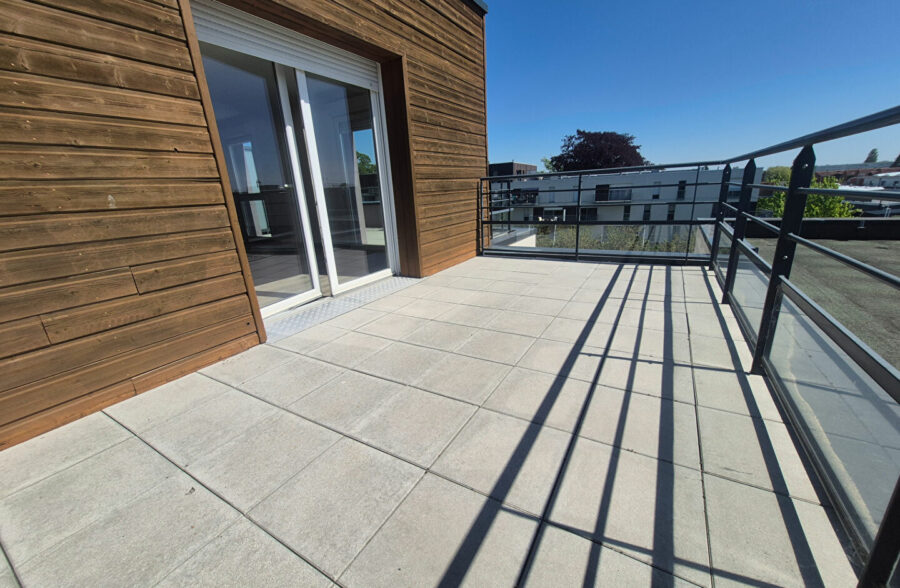 Appartement Haubourdin 2 chambres, double terrasse, parking privatif.