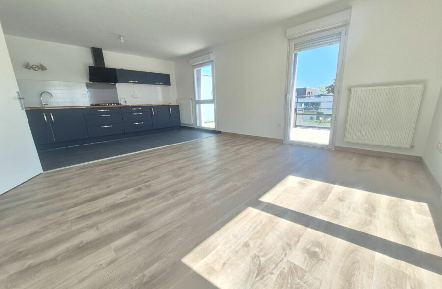 Appartement Haubourdin 2 chambres, double terrasse, parking privatif.