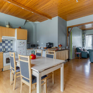 Croix, maison semi individuelle, 4 chambres, 2 terrasses, garage 2 voitures + parking