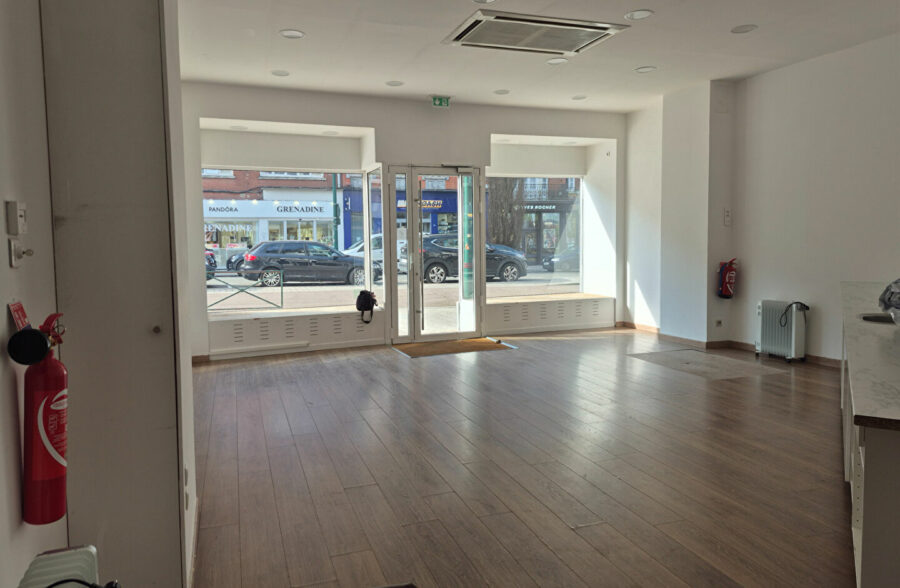 LENS centre immeuble commercial