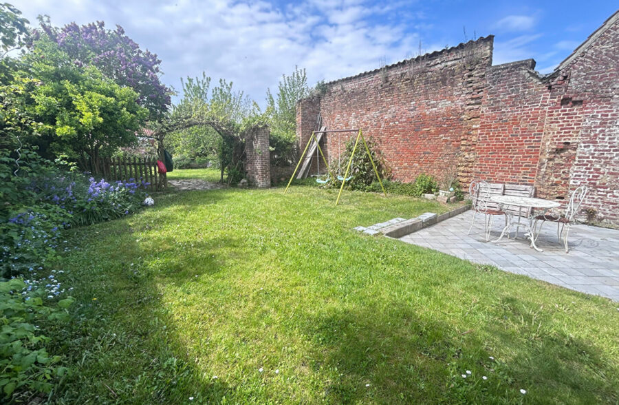 Maison Morbecque 7 pièces 196 m2