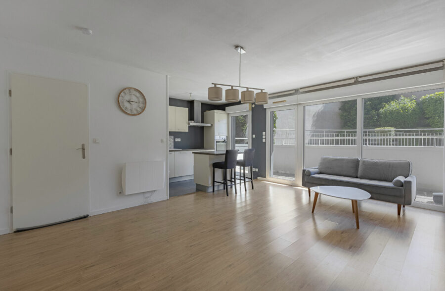 EN EXCLUSIVITÉ ! Appartement T3 avec grande terrasse !! Centre-ville de Roubaix 159 500€ HAI!!