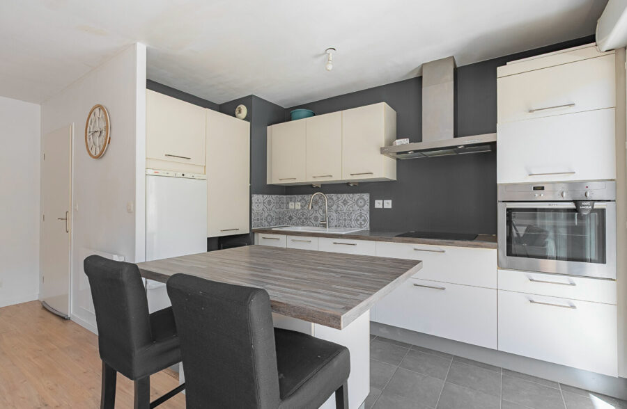 EN EXCLUSIVITÉ ! Appartement T3 avec grande terrasse !! Centre-ville de Roubaix 159 500€ HAI!!