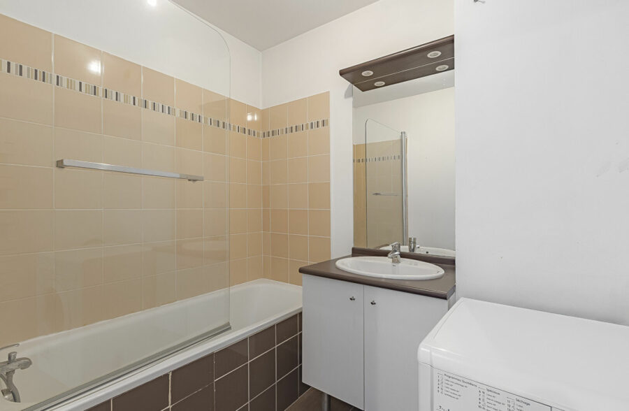 EN EXCLUSIVITÉ ! Appartement T3 avec grande terrasse !! Centre-ville de Roubaix 159 500€ HAI!!