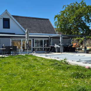 Maison Merville 7 pièce(s) 150 m2 — 25