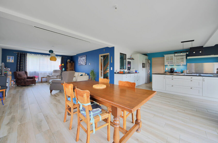 Maison Bachy 6 pièce(s) 209 m2