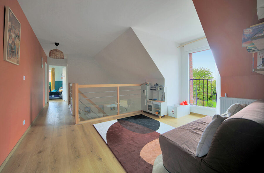 Maison Bachy 6 pièce(s) 209 m2