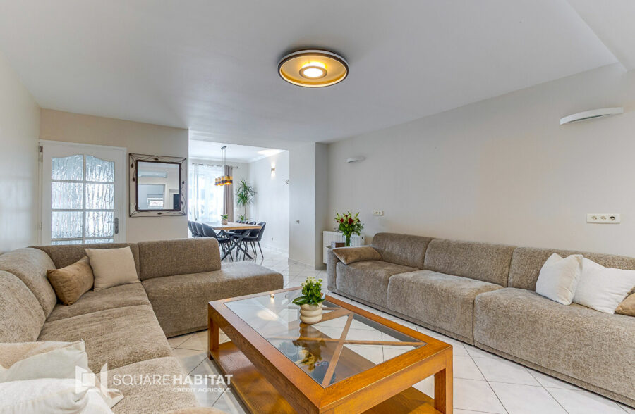 EXCLUSIVITE: LILLE WAZEMMES: Maison 4 chambres cour et terrasse