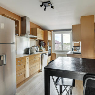 Chéreng -Maison familiale 4 chambres -Parcelle 400 m² – Garage – DPE B -425 000 €