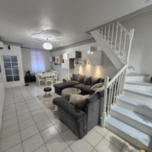 À Vendre : Charmante Maison de Ville 5 pièces 93m² à Roubaix à 119000€ FAI !!!