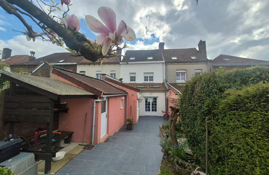 Maison Bruay La Buissiere 8 pièce(s) 145 m2