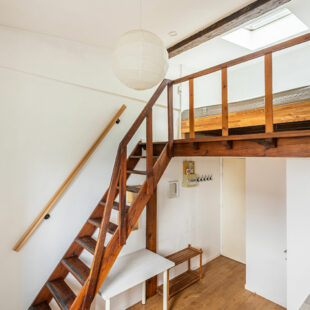 LILLE SEBASTOPOL : TYPE 1 BIS LUMINEUX AVEC MEZZANINE