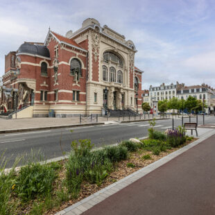 LILLE SEBASTOPOL : TYPE 1 BIS LUMINEUX AVEC MEZZANINE