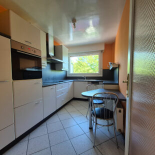 Appartement Lens 4 pièce(s) 89.54 m2 , cave , garage.