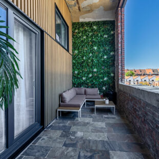 SUPERBE LOFT AVEC TERRASSE ET 2 STATIONNEMENTS A DEUX PAS DU TRAMWAY