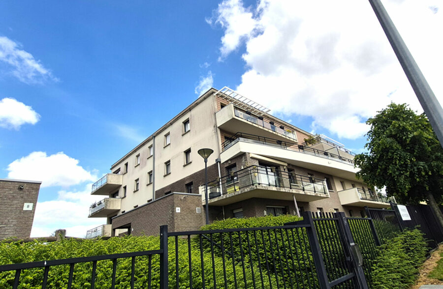 Studio 39m² Roncq Blanc Four