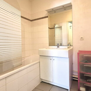 Studio 39m² Roncq Blanc Four