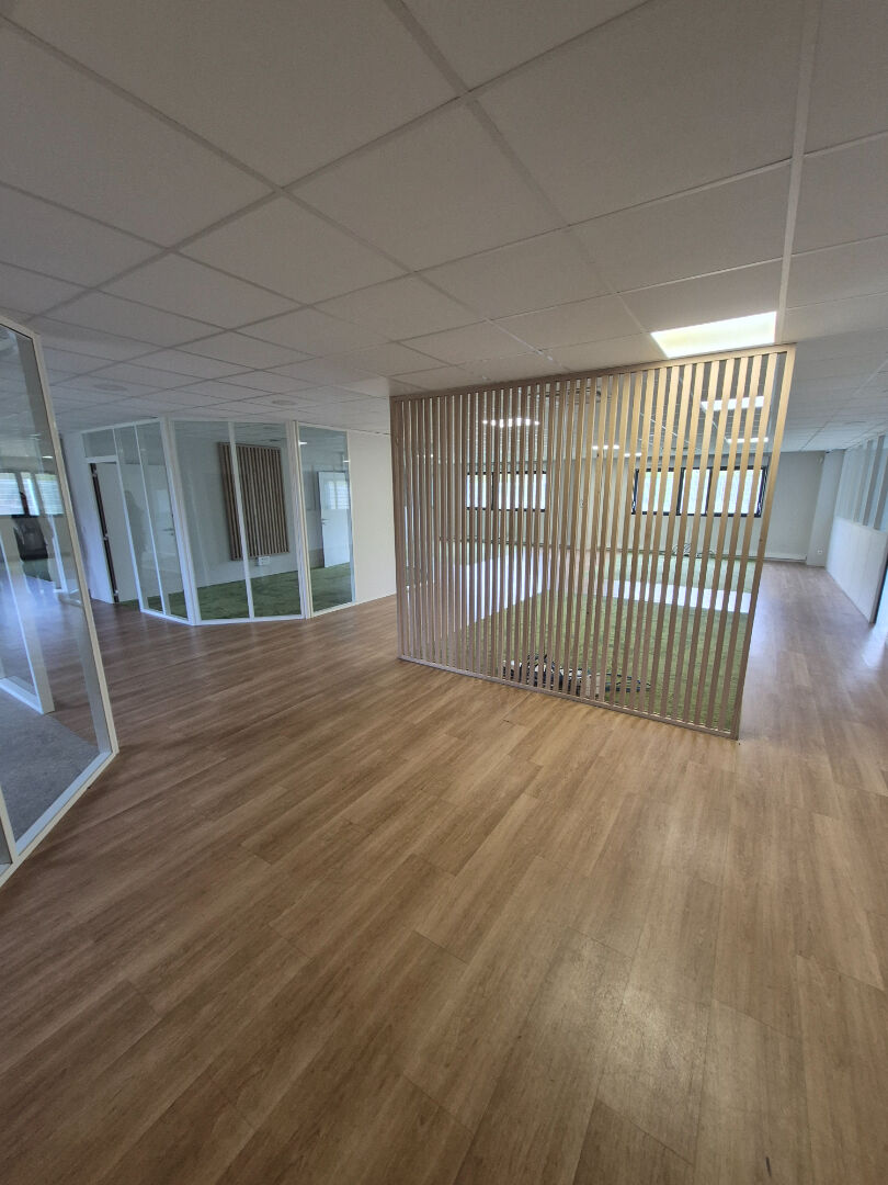 Bureaux 385m² Sars & Rosières
