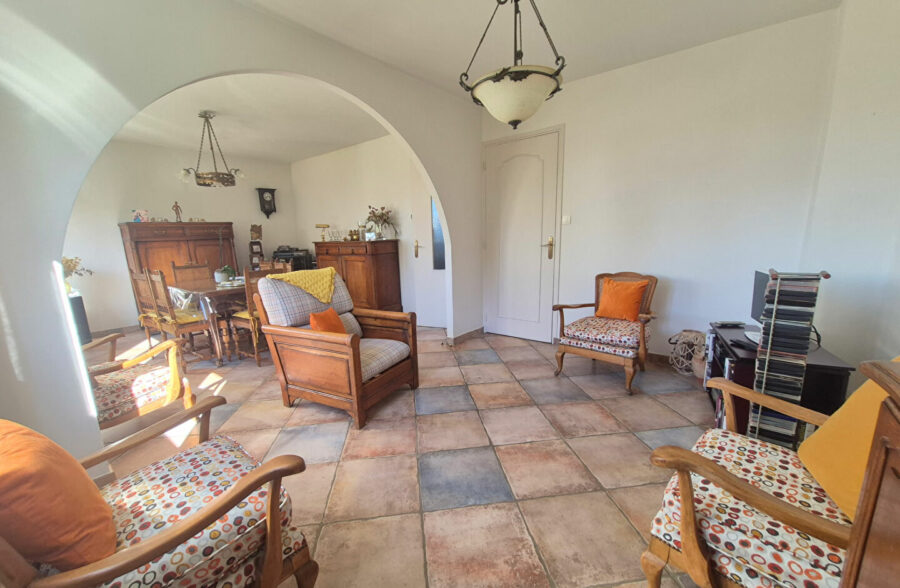 Maison  3 chambres avec sous sol complet
