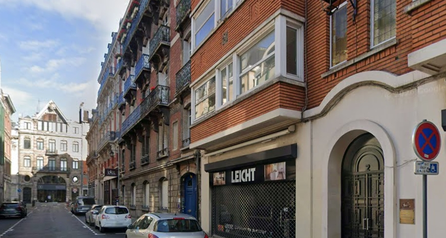 LILLE CENTRE – Appartement Lille 5 pièce(s) + 2 caves – 83 m2 à transformer