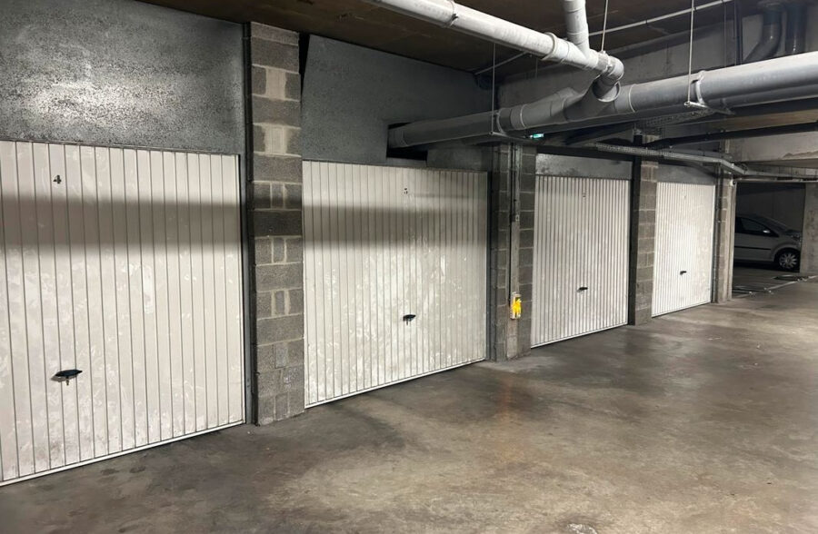 EXCLUSIVITE : Garage en sous-sol proche Sébastopol / Gambetta