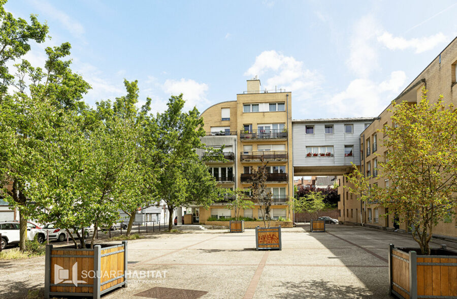 EXCLUSIVITE : Garage en sous-sol proche Sébastopol / Gambetta