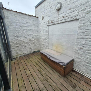 EXCLUSIVITE: LILLE GAMBETTA: Type 2 avec terrasse au calme
