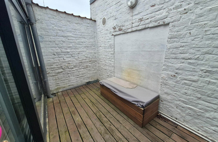 EXCLUSIVITE: LILLE GAMBETTA: Type 2 avec terrasse au calme